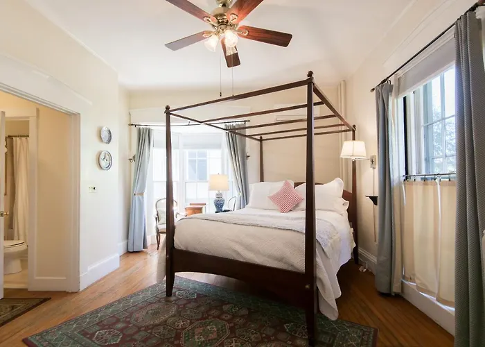 Marshall Slocum Inn